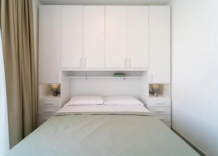 Guesthost - Borgo 84 - Tina Mare Appartamento *